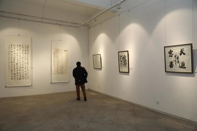 湖北46位書法名家聯(lián)袂獻(xiàn)藝 筆墨丹青書寫盛世華章